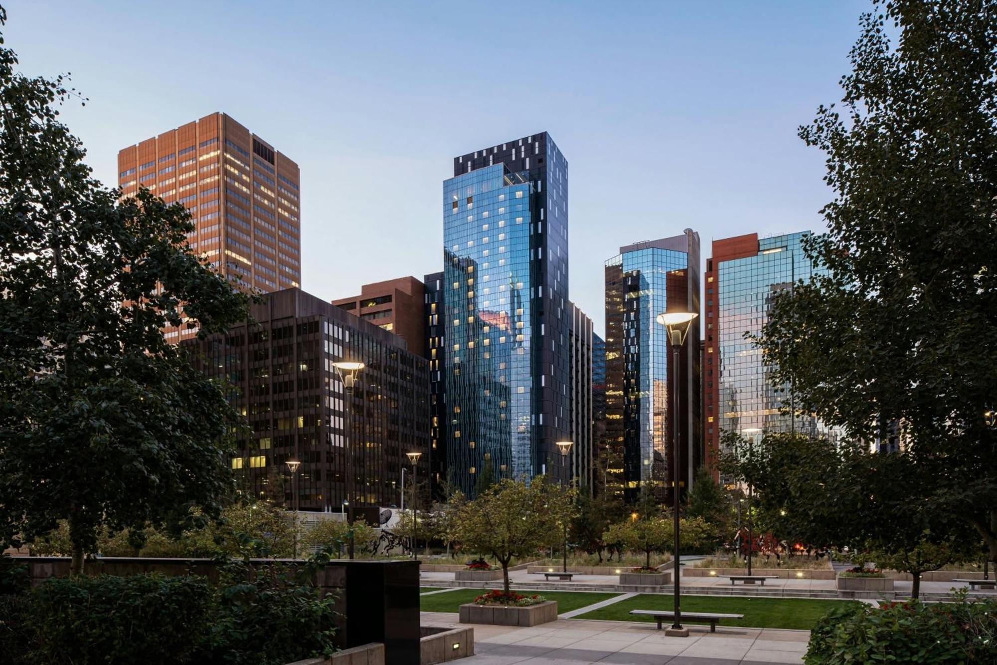 The Dorian, Autograph Collection Hotel Calgary Exterior photo